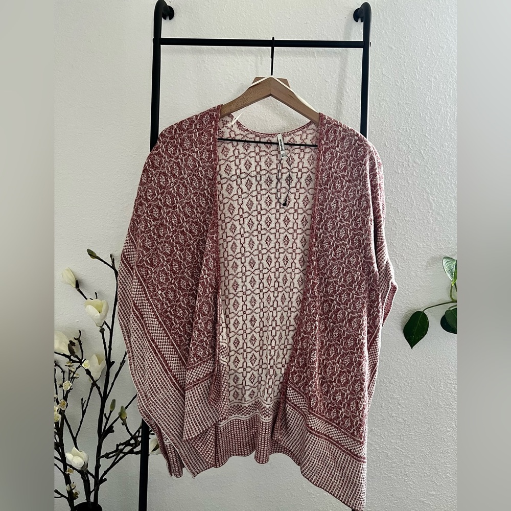 Stradivarius Open Poncho Cardigan